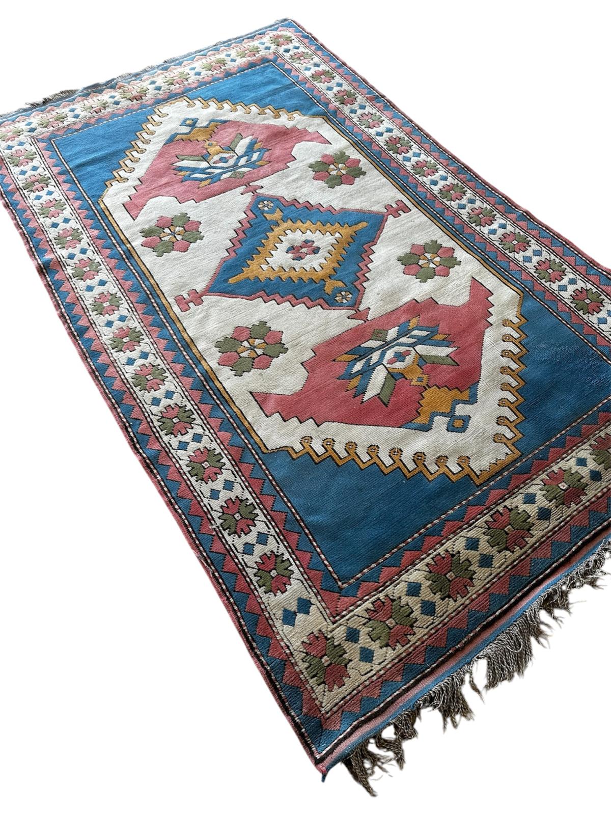 Handmade Turkish rug 170cm x 280cm