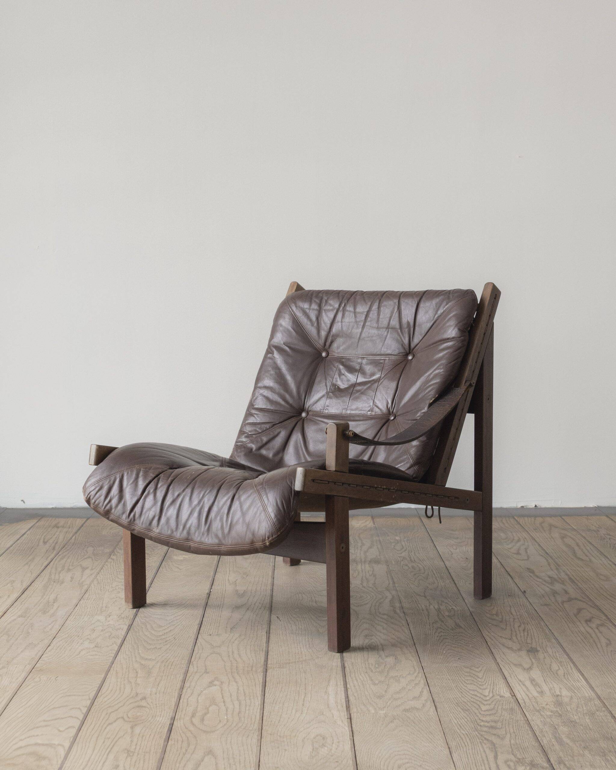 Paire de fauteuils conçus par Torbjørn Afdal en 1962