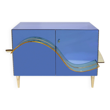 Buffet italien recouvert de verre miroir Murano bleu et orange.