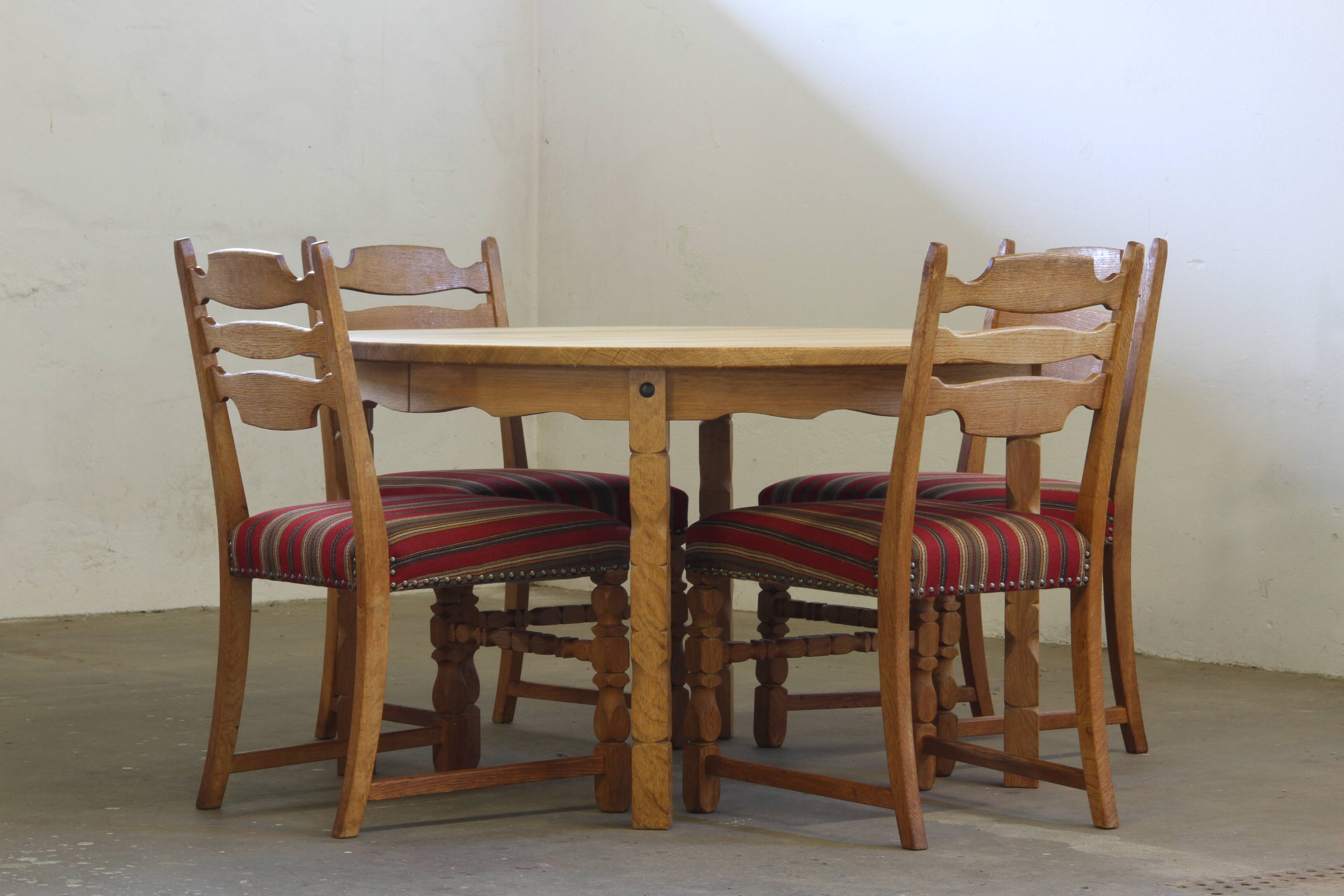 1960s vintage brutalist Danish extending oak dining table style Henning Kjærnulf