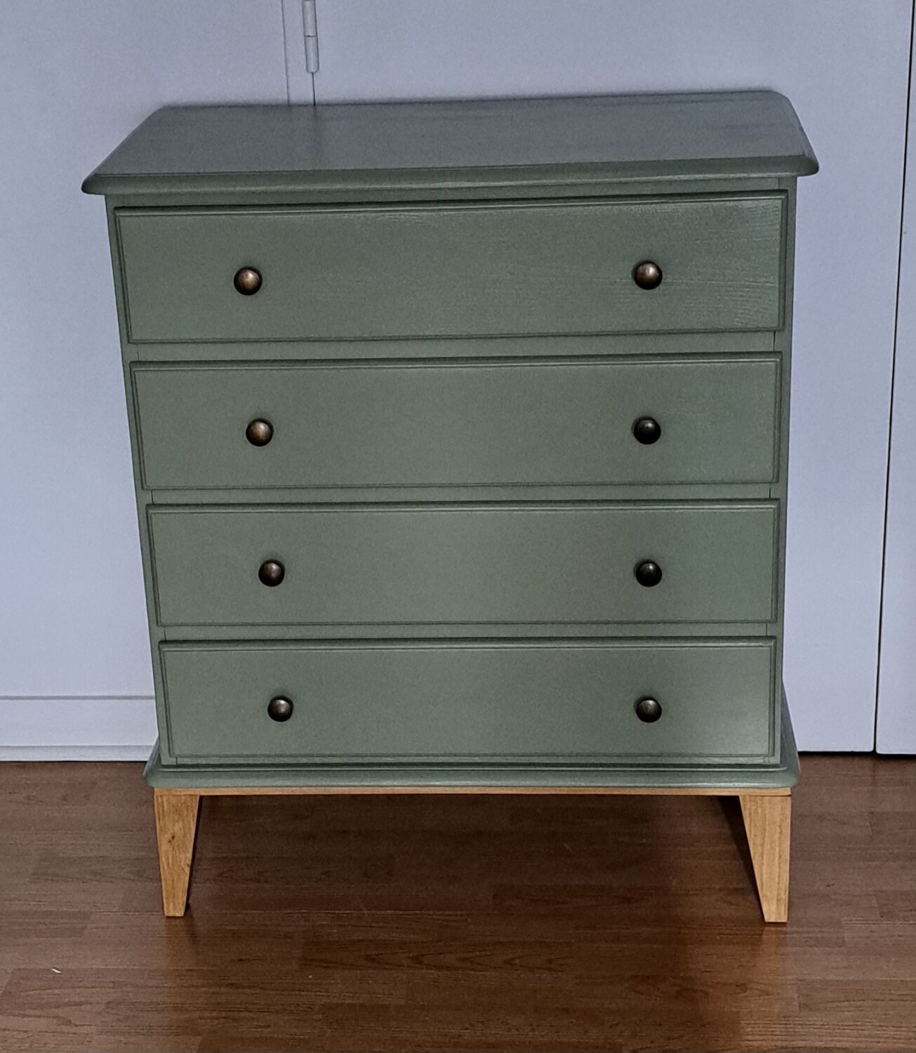 Commode vert forest