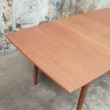 Scandinavian table extansible