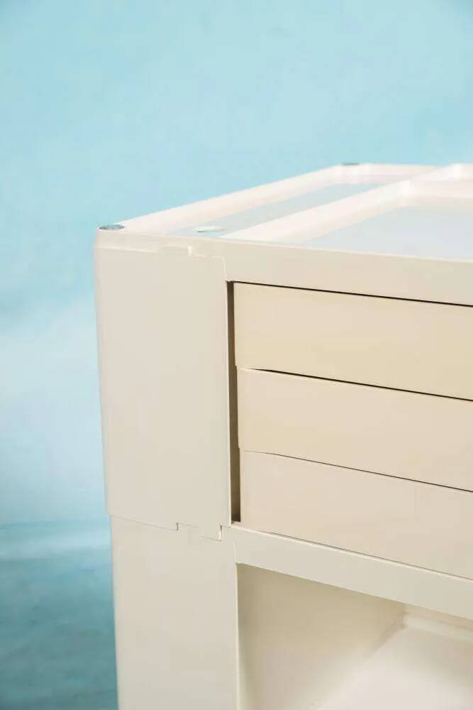 Space Age storage trolley by Joe Colombo from the 70s, Bobi trolley.