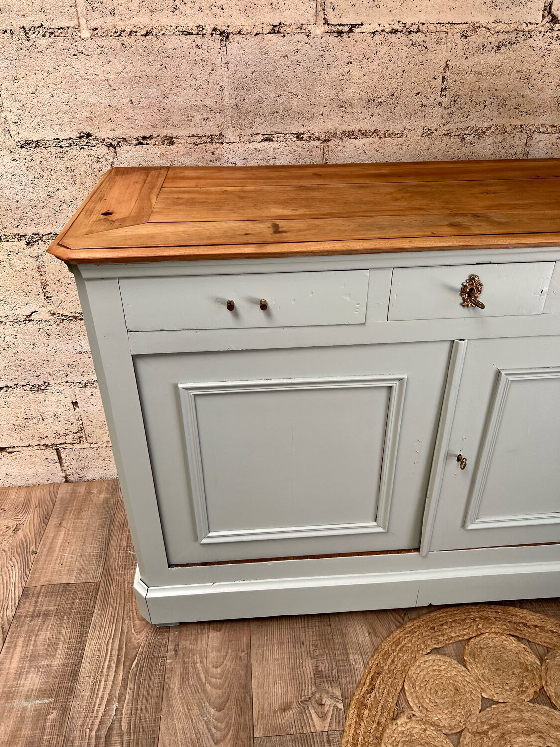 Solid wood sideboard