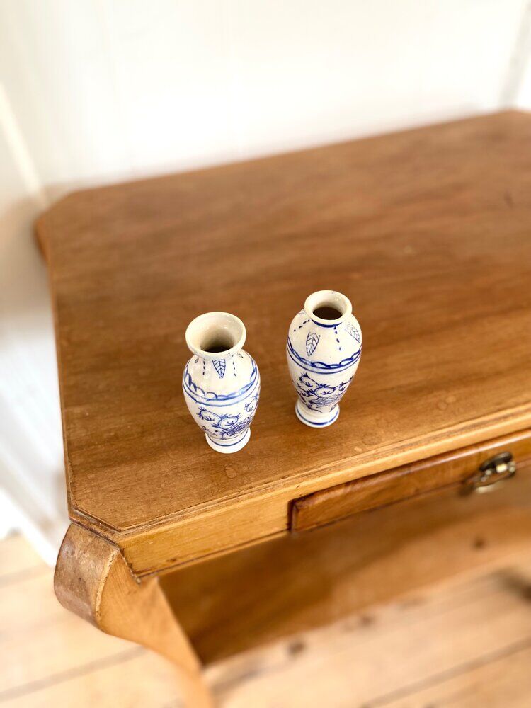 Pair of porcelain soliflores