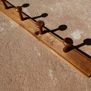 School wall coat - solid wooden rail of 10 patères