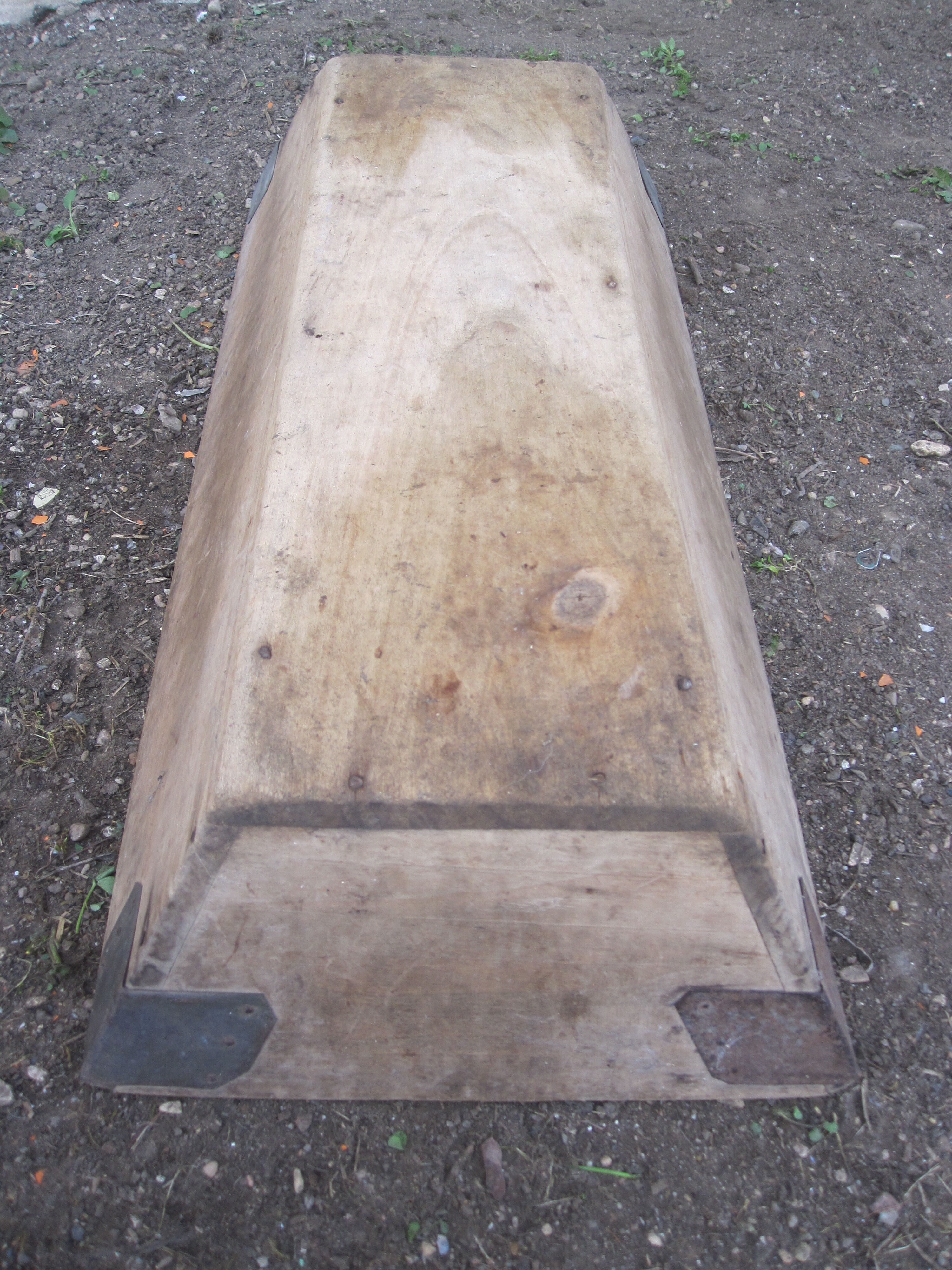 Former bank wine wood