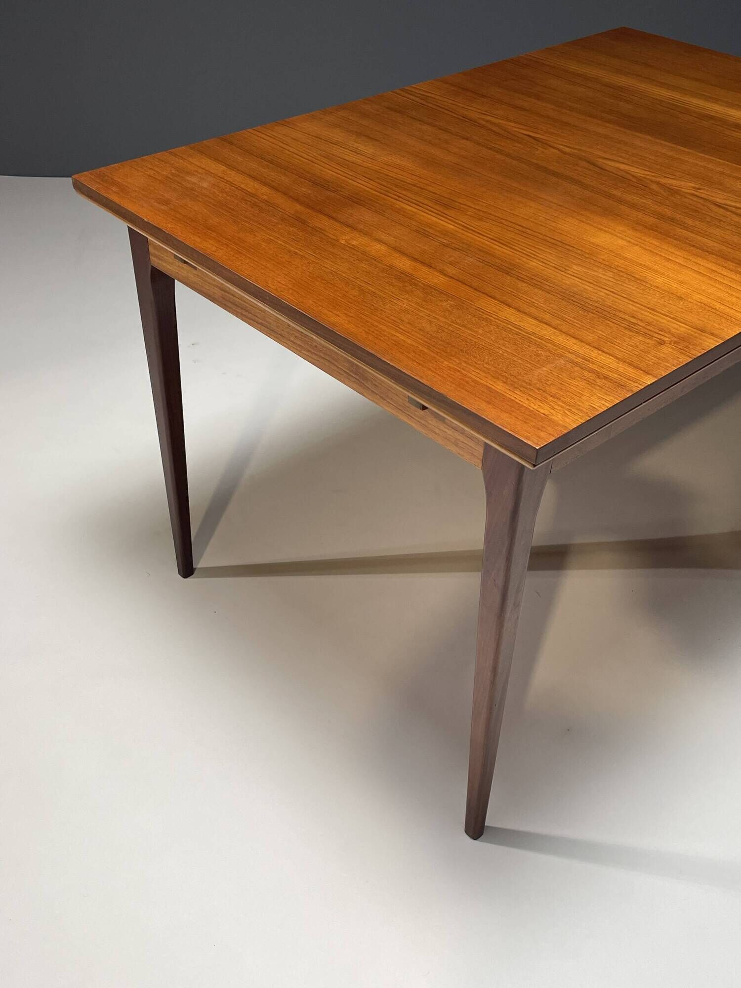Table à l’italienne Bulke des années 1960