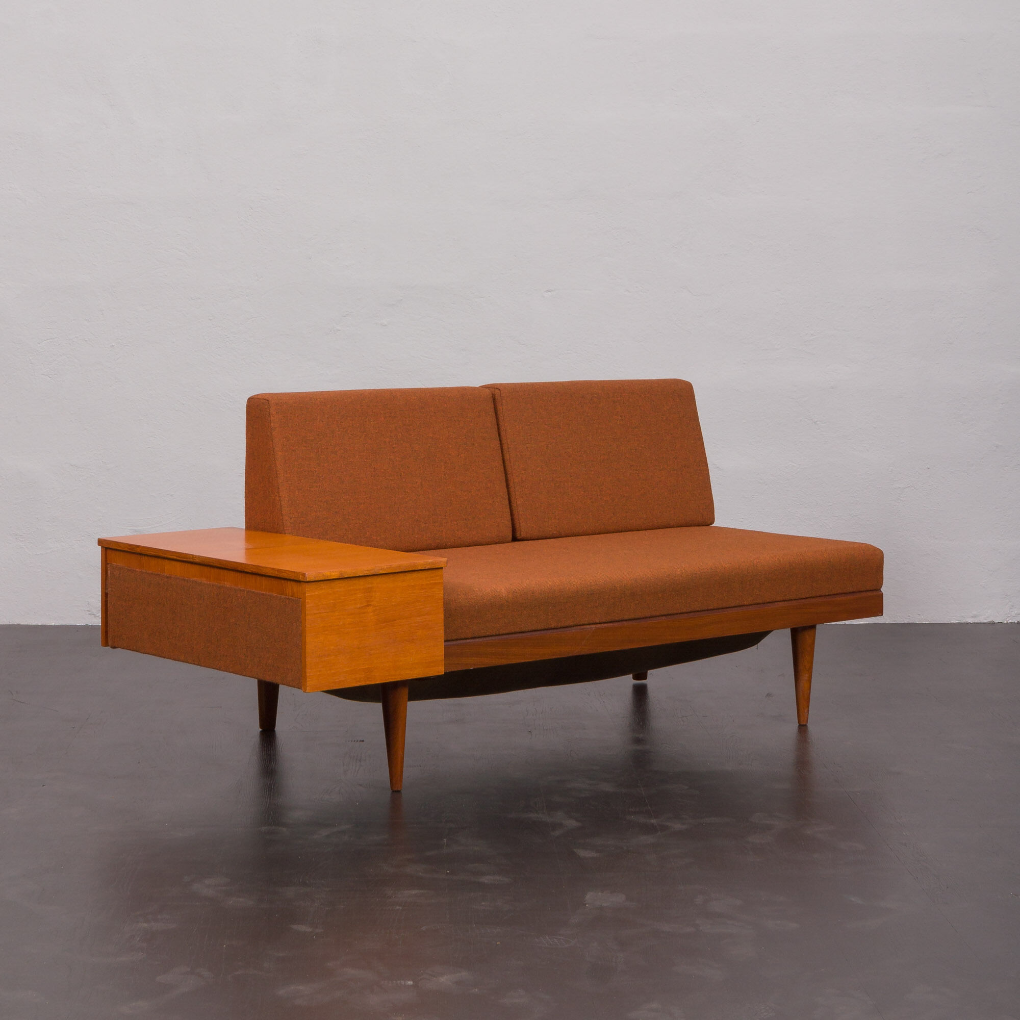 Svane daybed by Igmar Relling in original dark orange wool upholstery, Norway 1970s