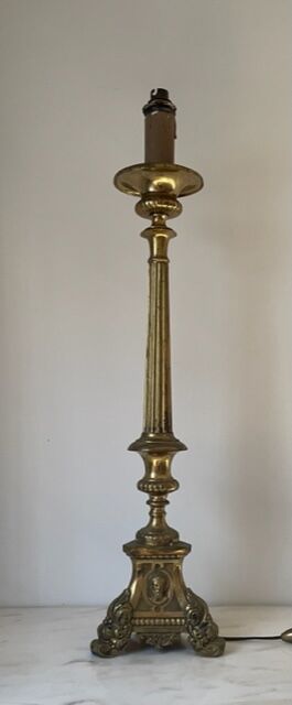 Lamp pique candle gilded bronze 60 cm, nineteenth century.