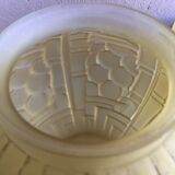 Deux vases art déco en verre dépoli
