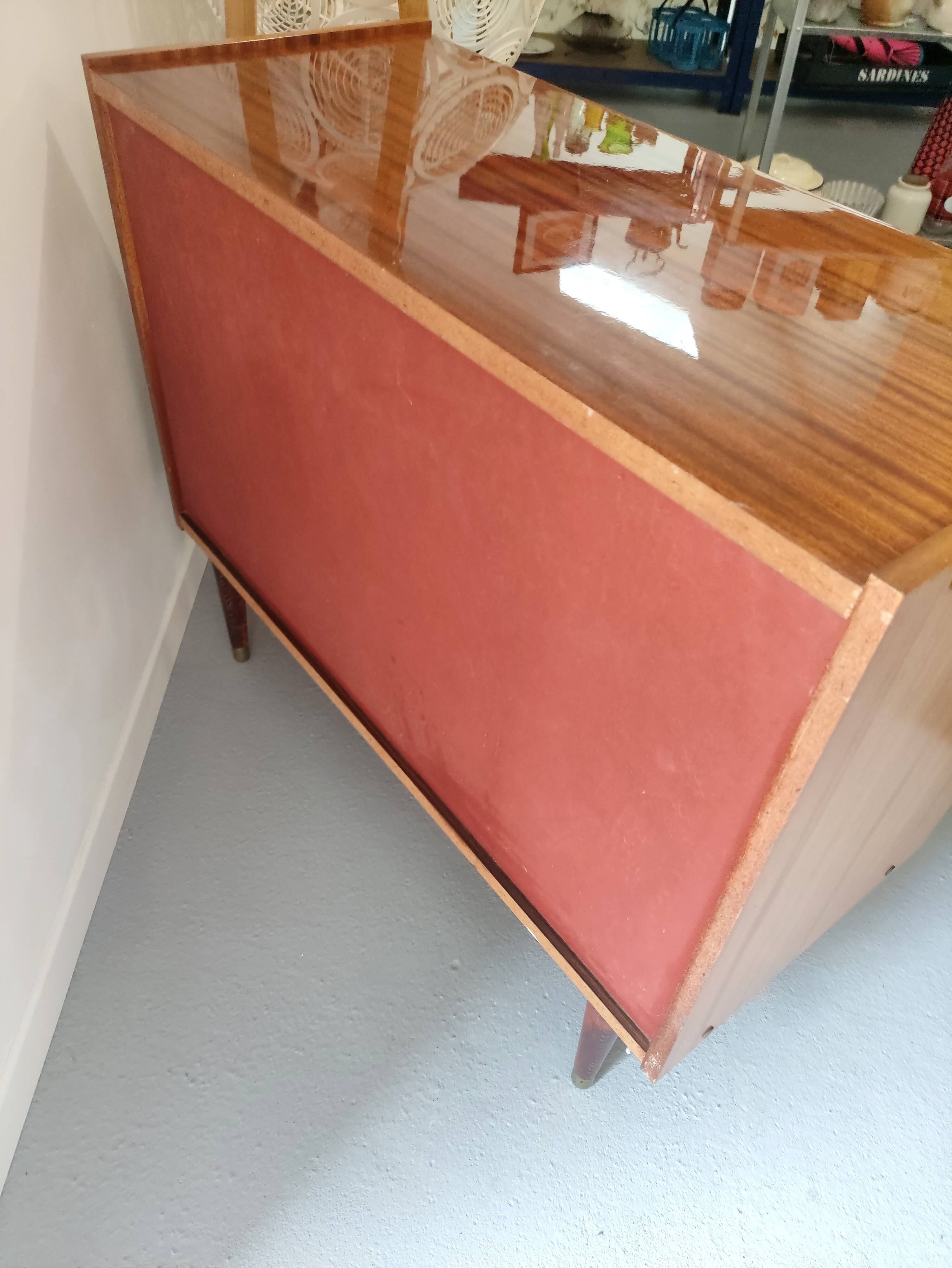 Vintage chest of drawers