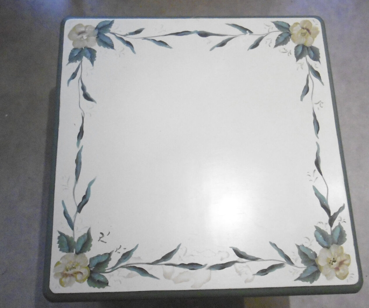 Provençal-style painted wooden coffee table