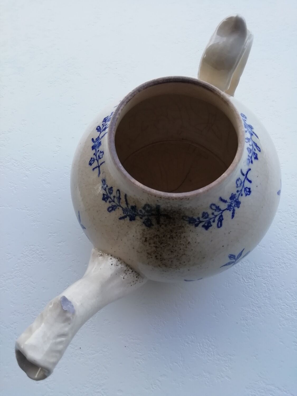 Cast iron coffee pot