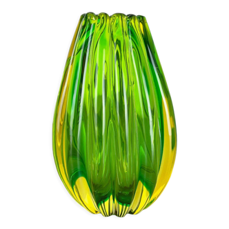 Vase en verre de Murano vert Cordonato d’oro, Italie années 1970