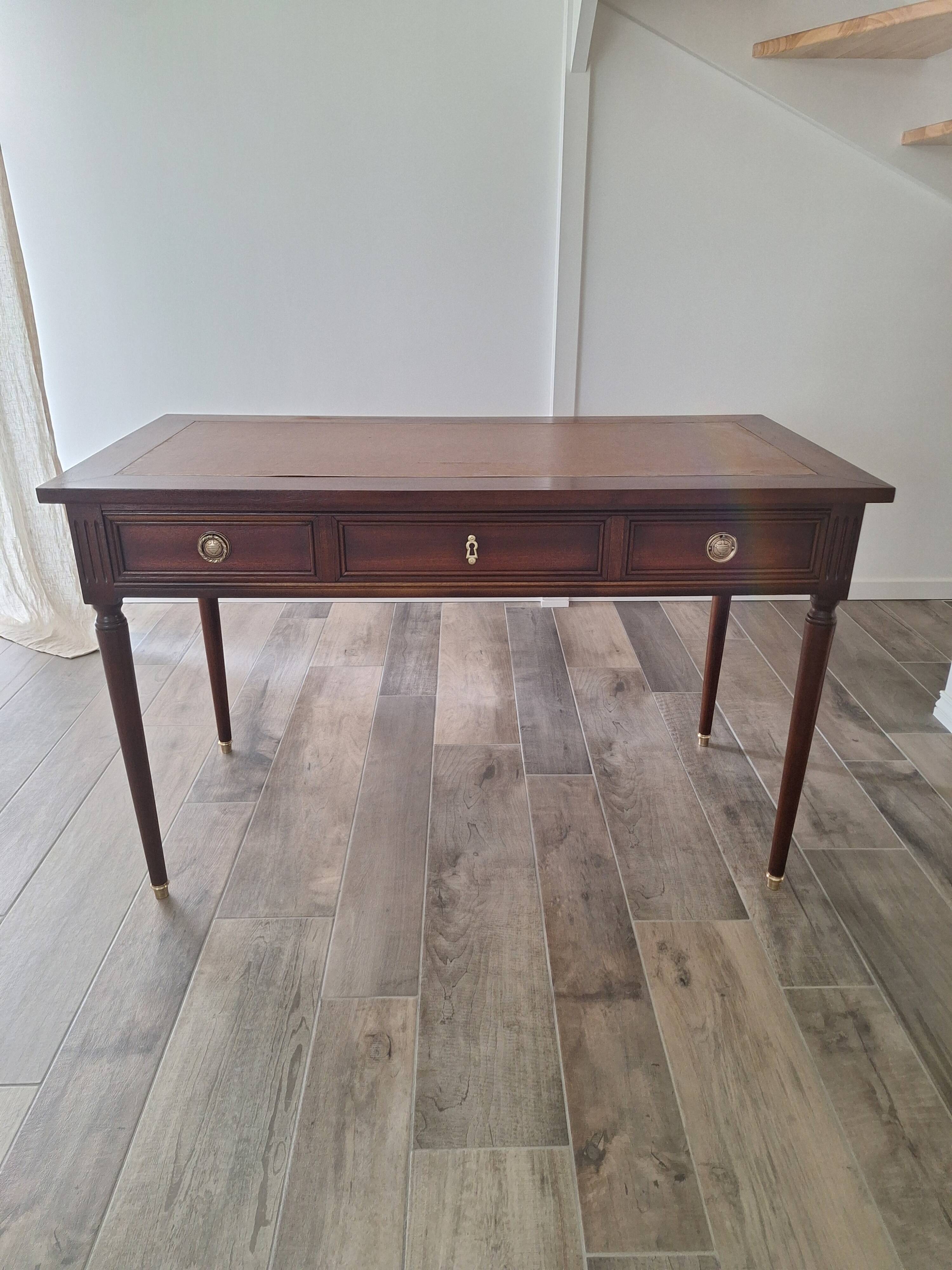 Louis XIV style desk