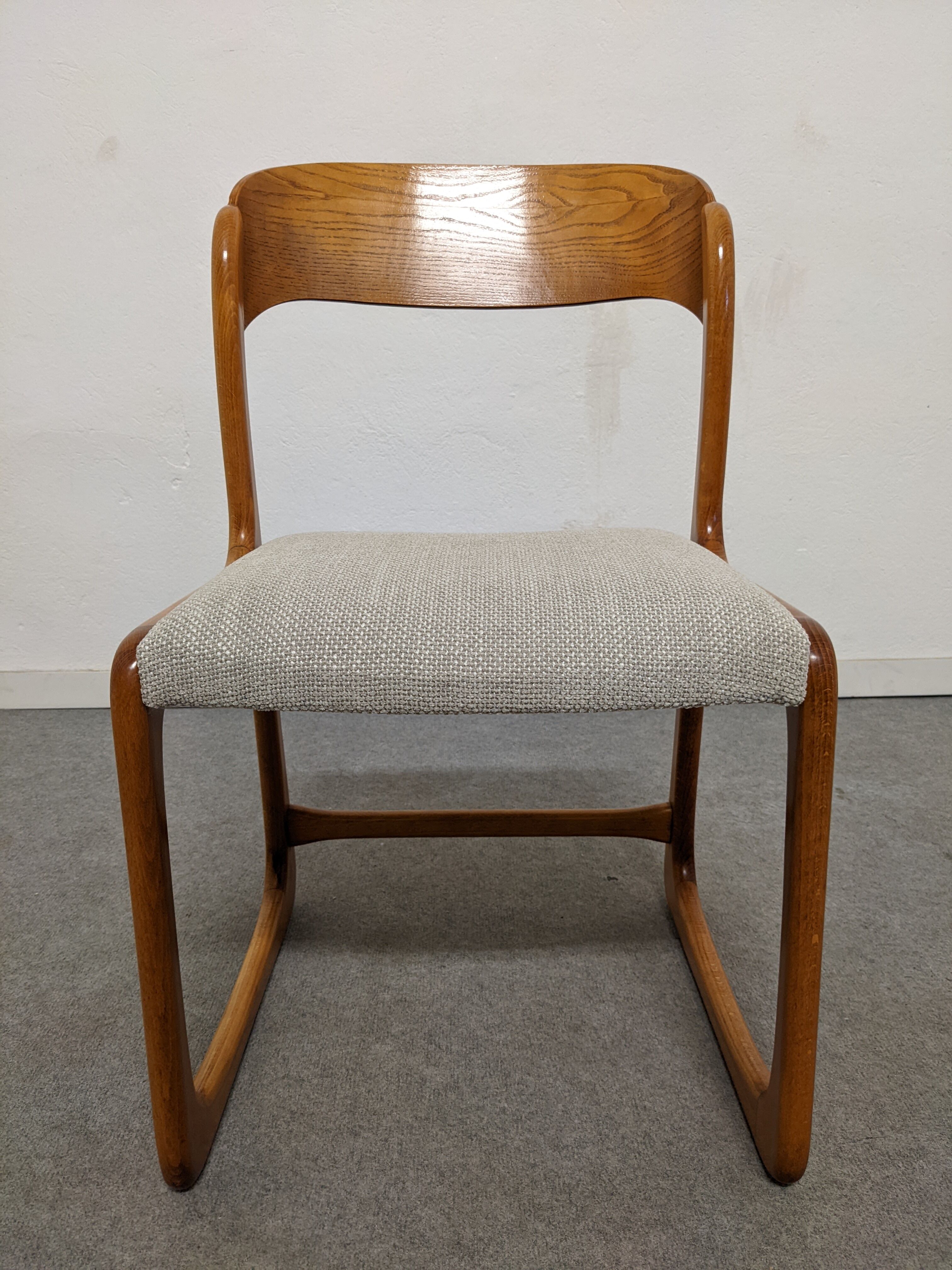 Série de 4 chaises traineau Baumann des années 60/70