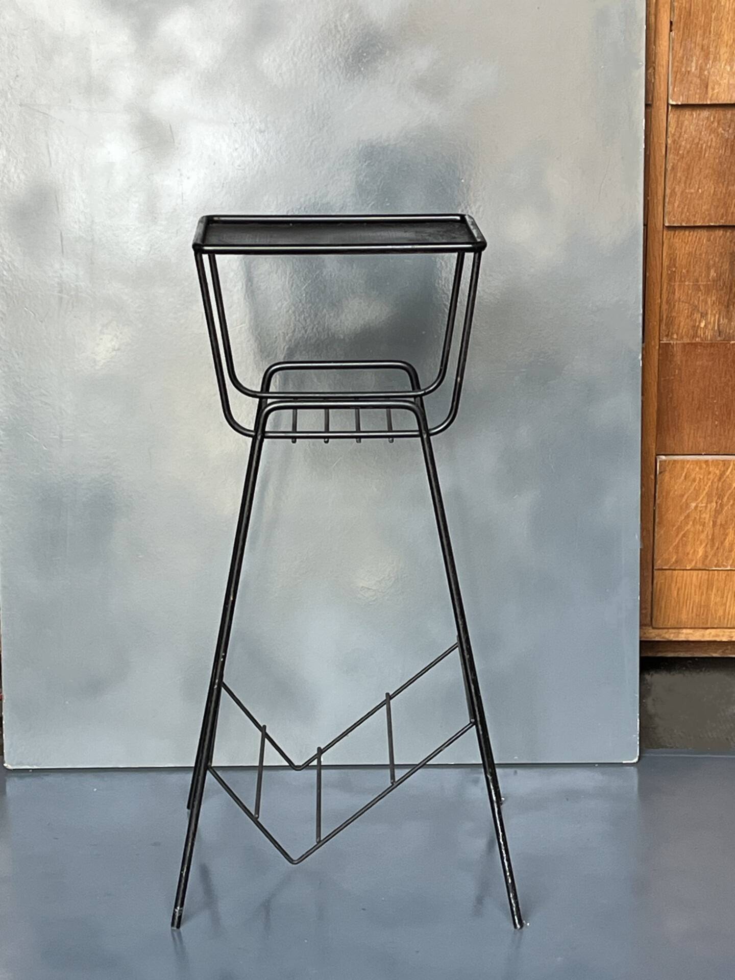 Selette années 60 en métal laqué noir et laiton