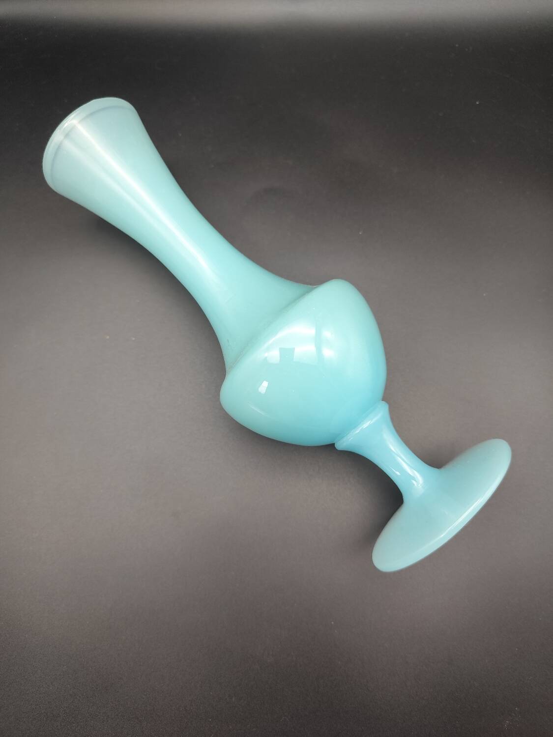 Vase soliflore vintage opaline bleue