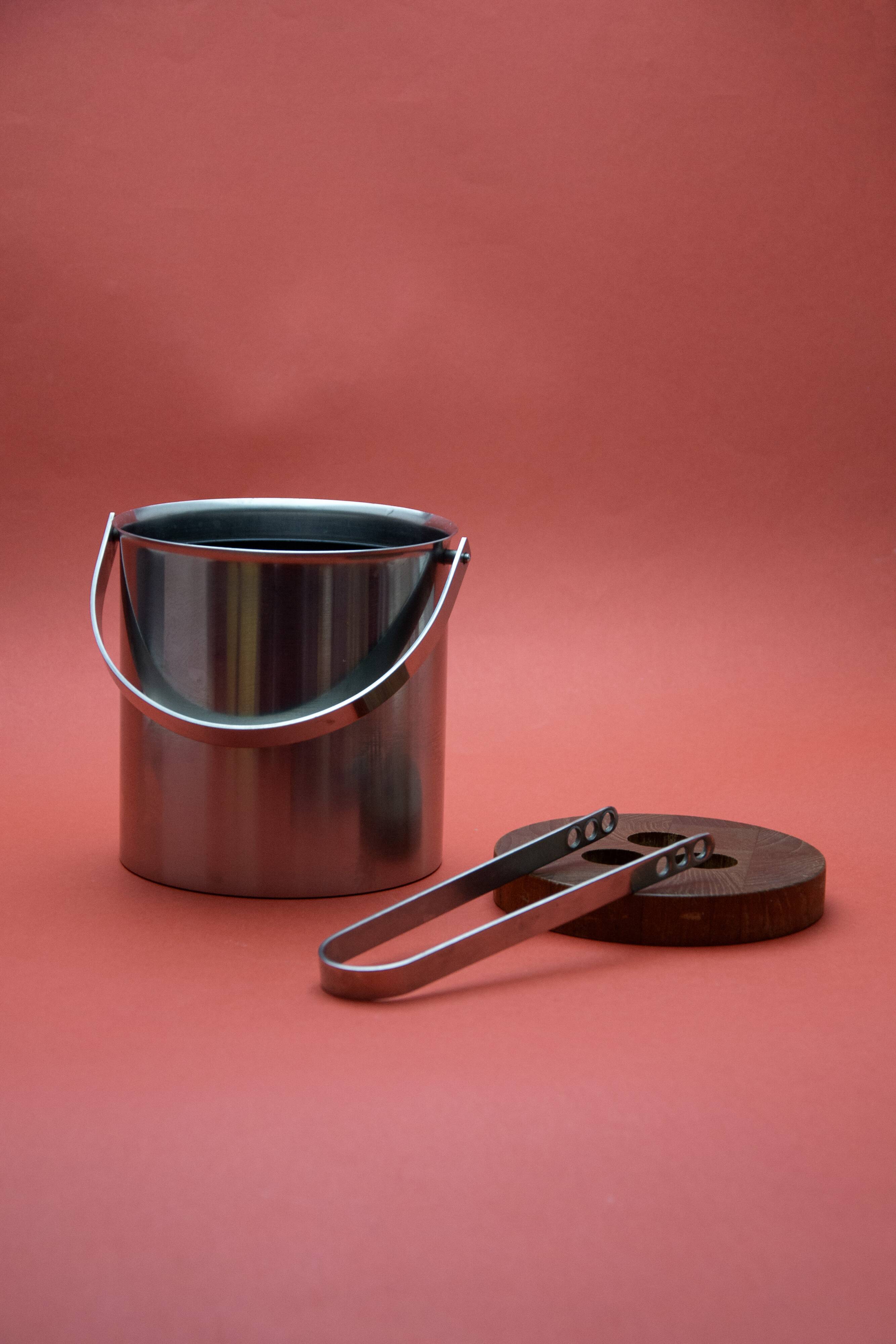 Seau à glace 1ère édition - à couvercle en teck par Arne Jacobsen – 1960