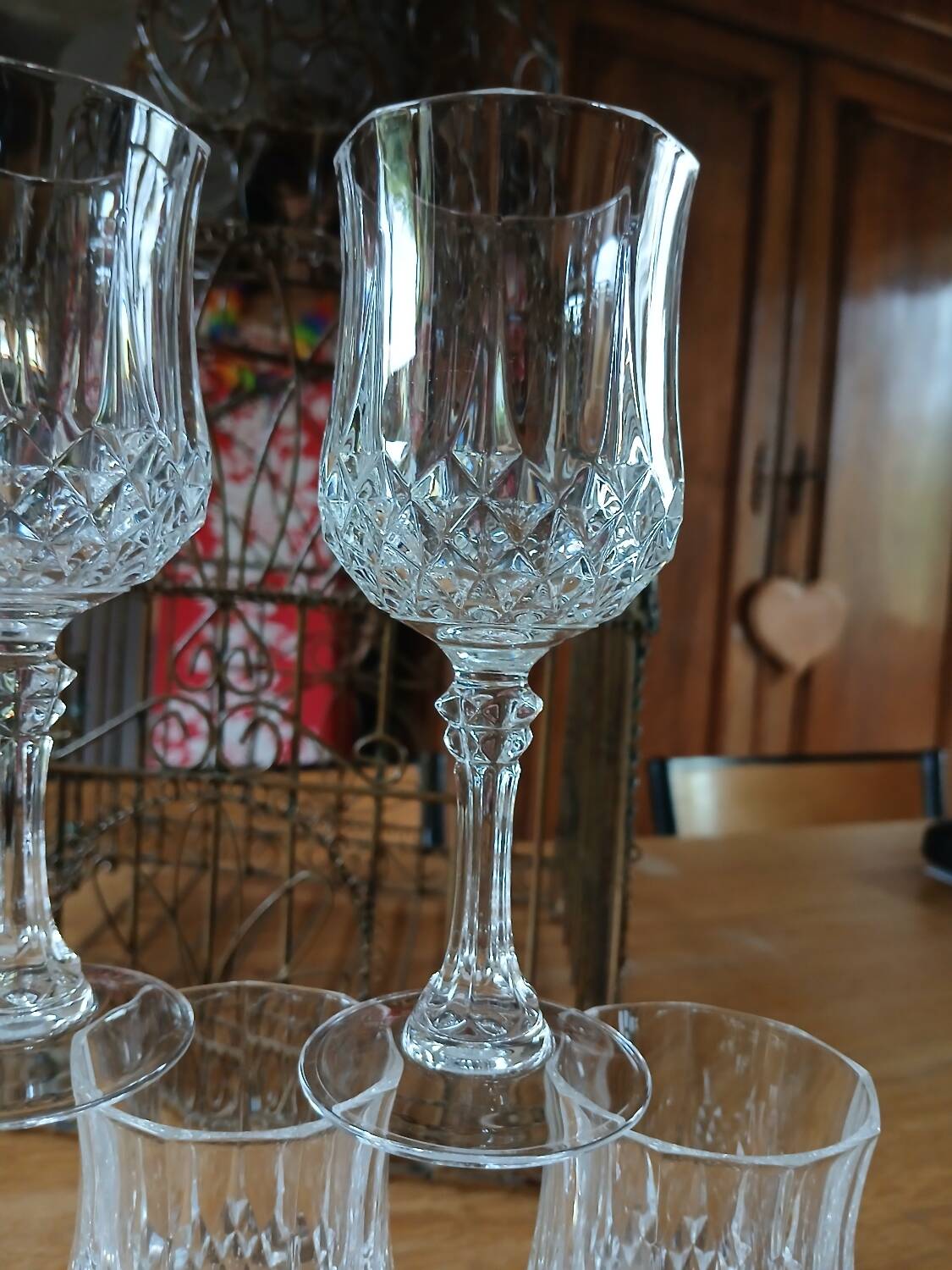 8 crystal stemmed glasses
