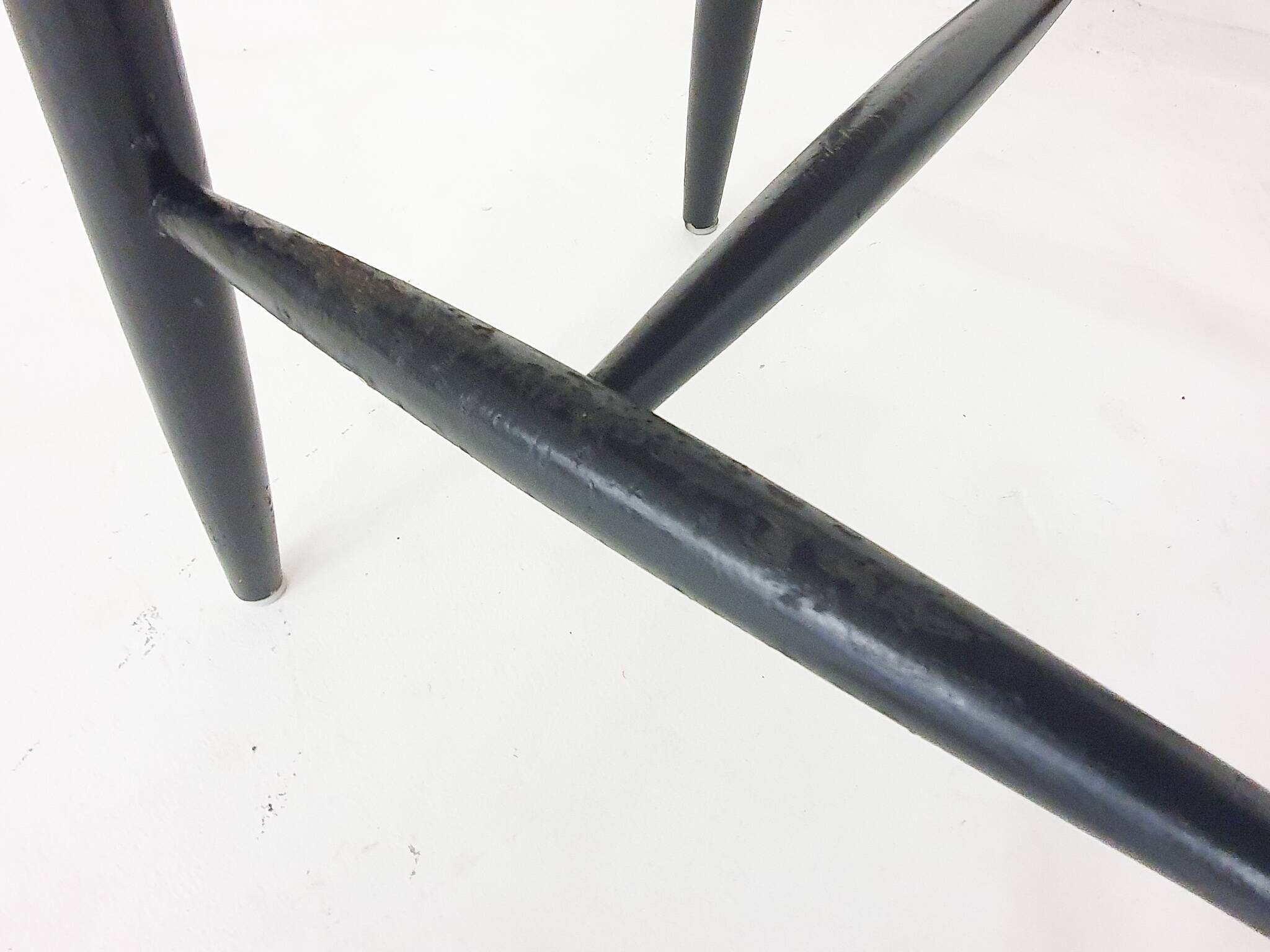 Set of four spindle back chairs, The Netherlands 1960's