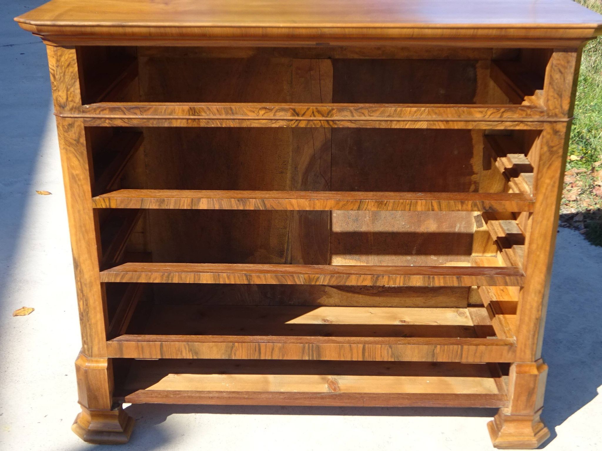 Walnut and walnut burl commode in Louis Philippe style.