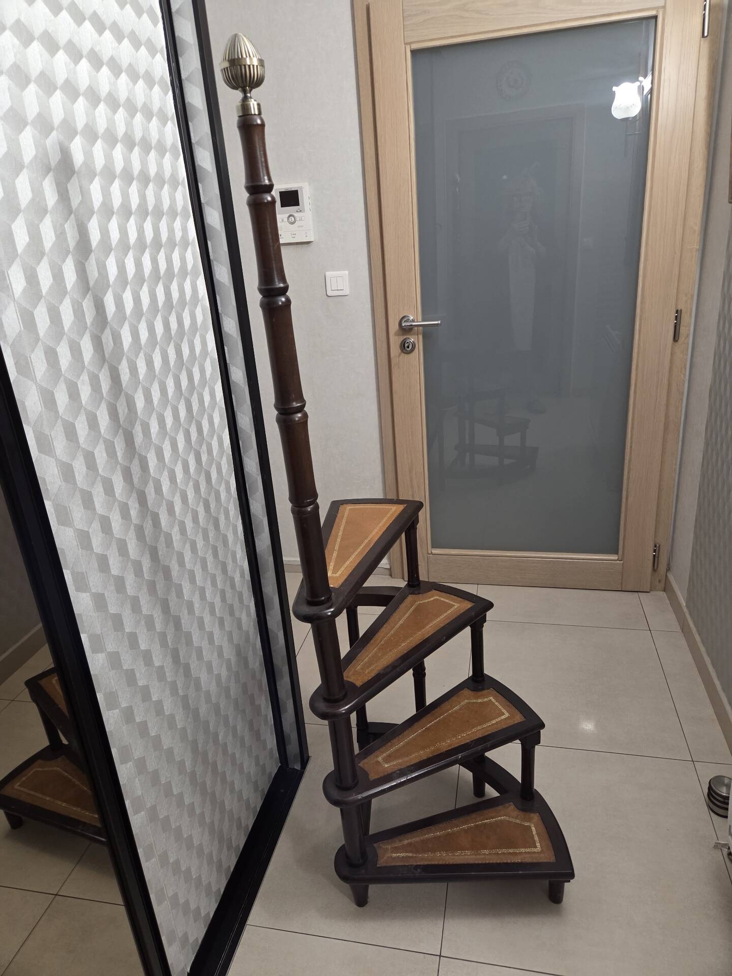 Library step ladder