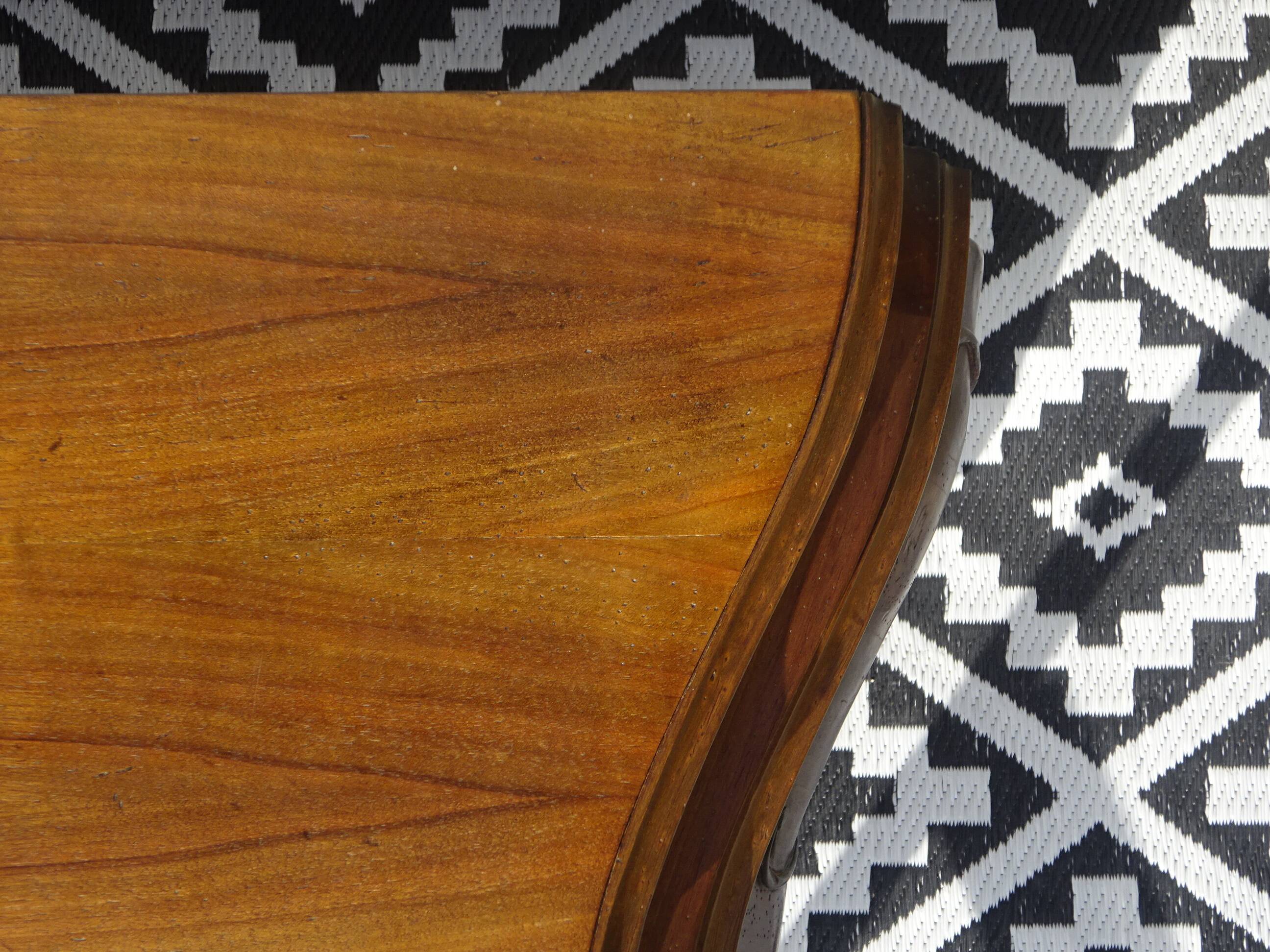 Coffin-style chest of drawers in walnut