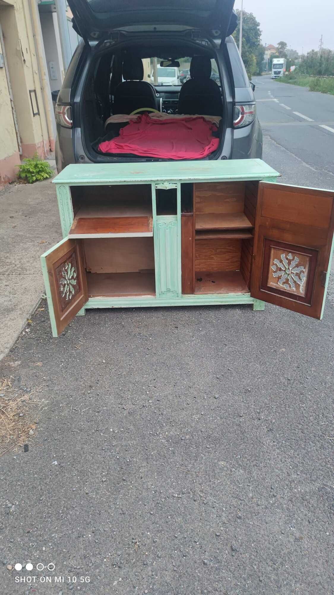 Buffet in painted and patinated mahogany wood dating from the late nineteenth century