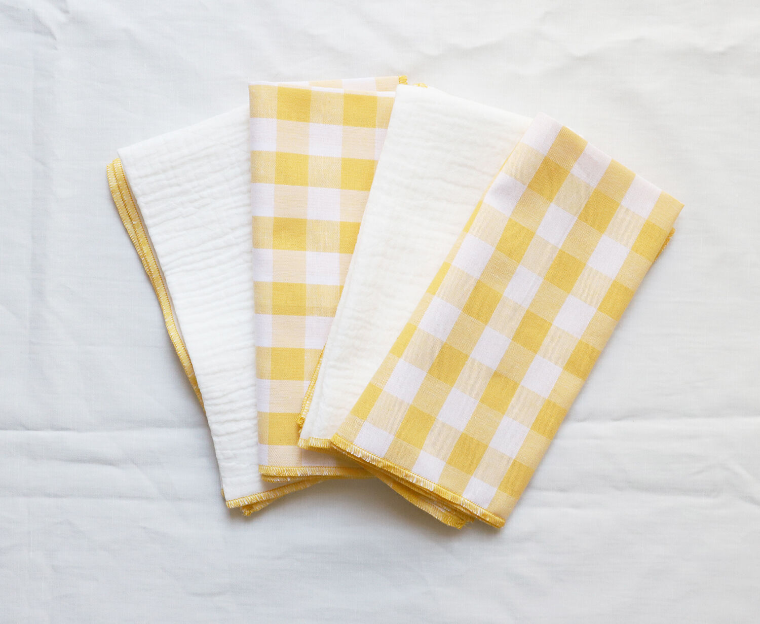 Set of 4 yellow vichy towels & white cotton gas