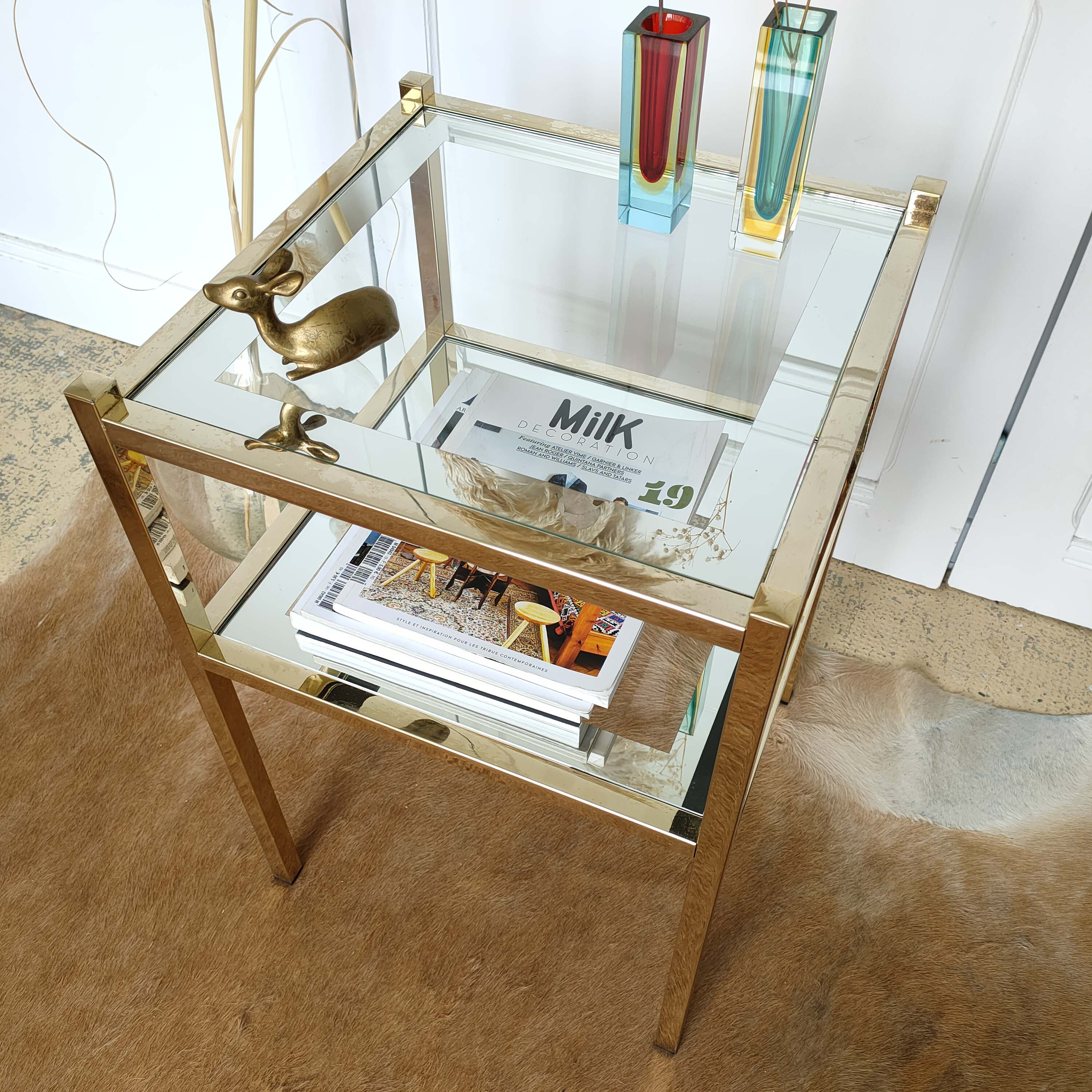 Golden sofa tip and mirror glass