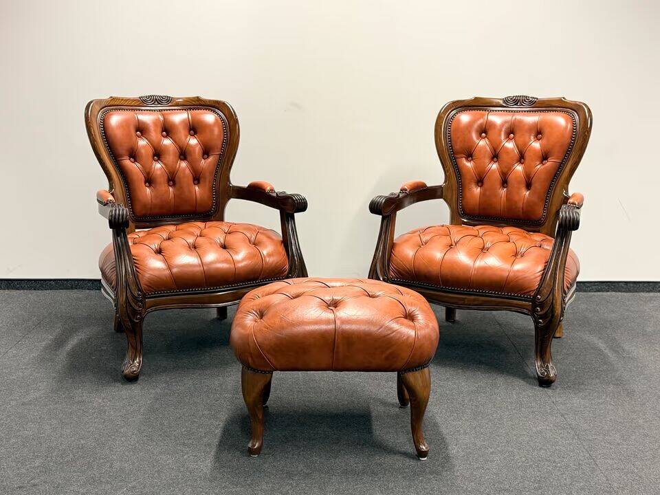 Original Vintage Chesterfield Chippendale Living Room set