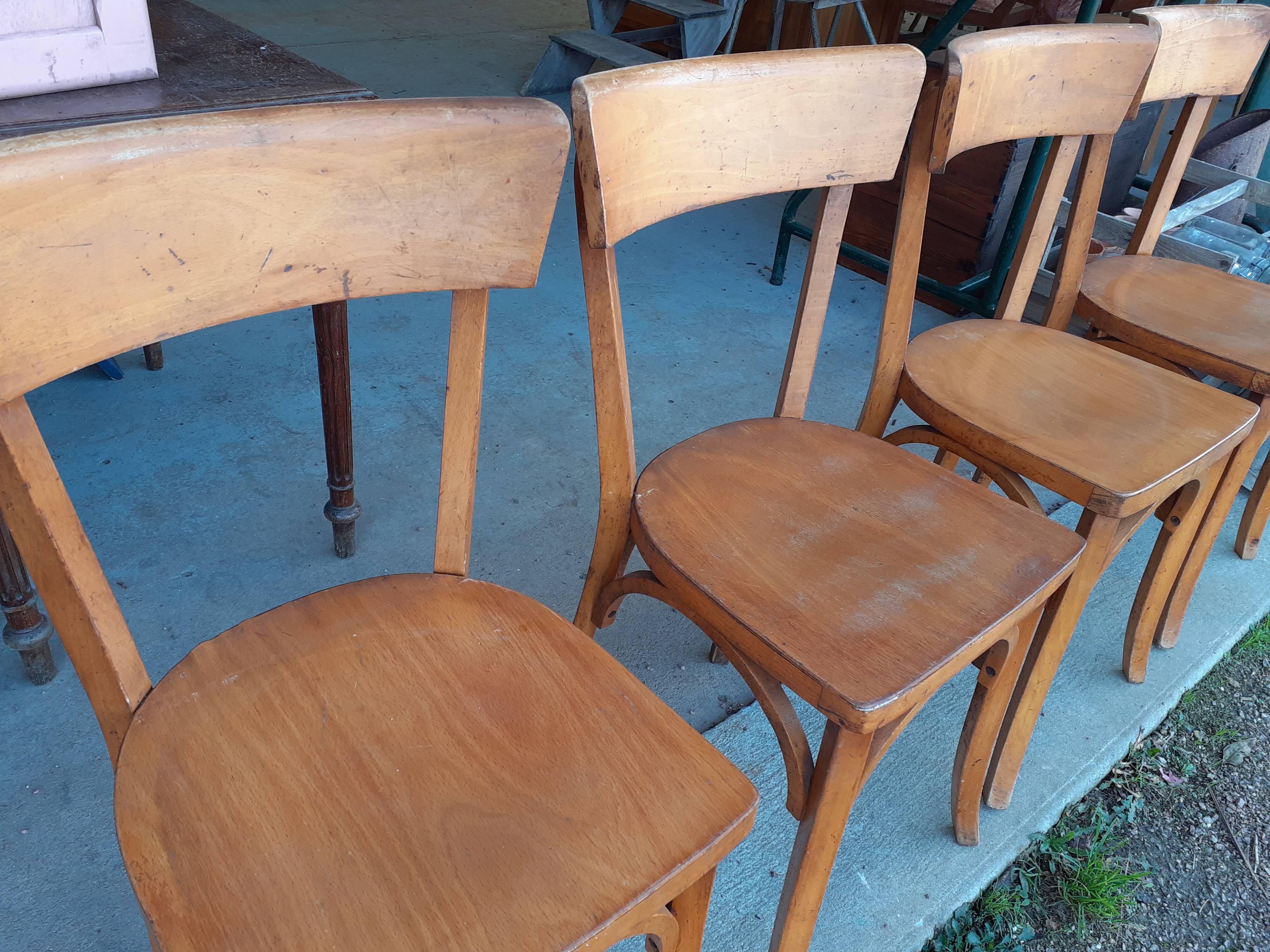Lot of vintage chairs