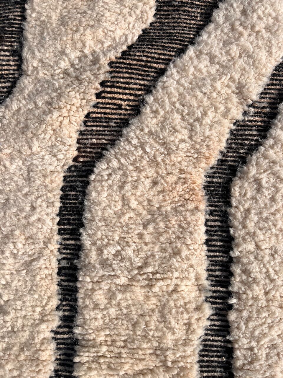 Mrirt Edition - Custom Mrirt Moroccan Rug – Black and White Design
