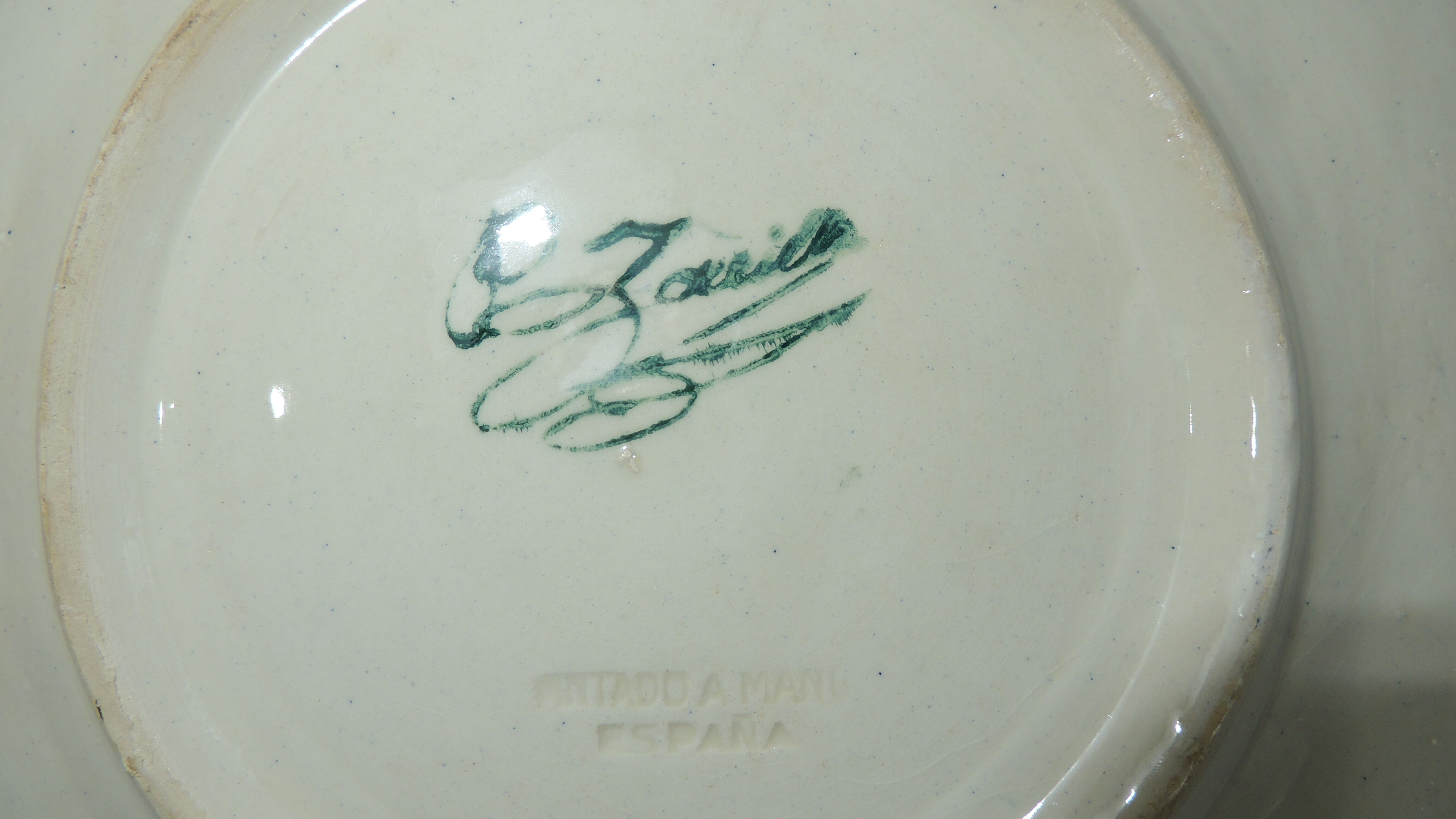 Plat céramique "gallones" signée vintage