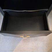 Tosconova black lacquered bookcase