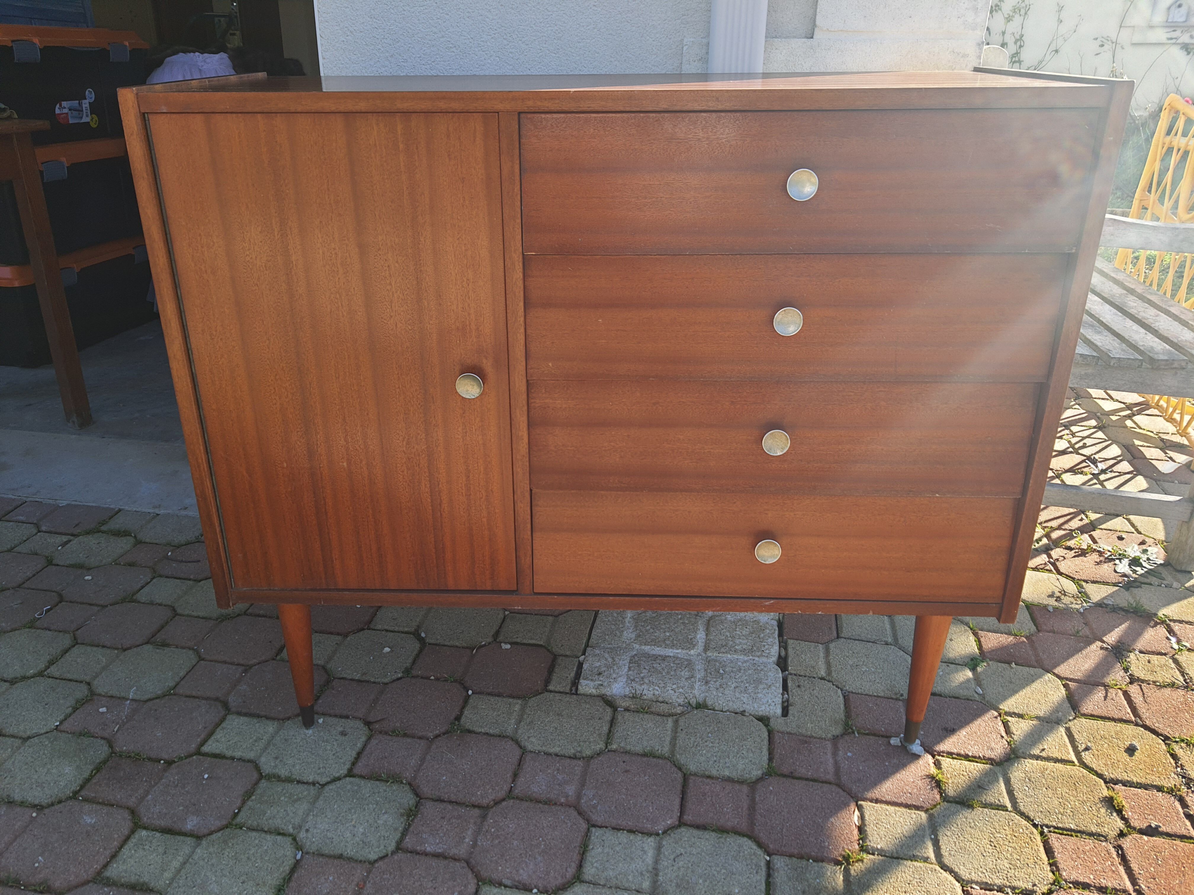 Commode vintage scandinave