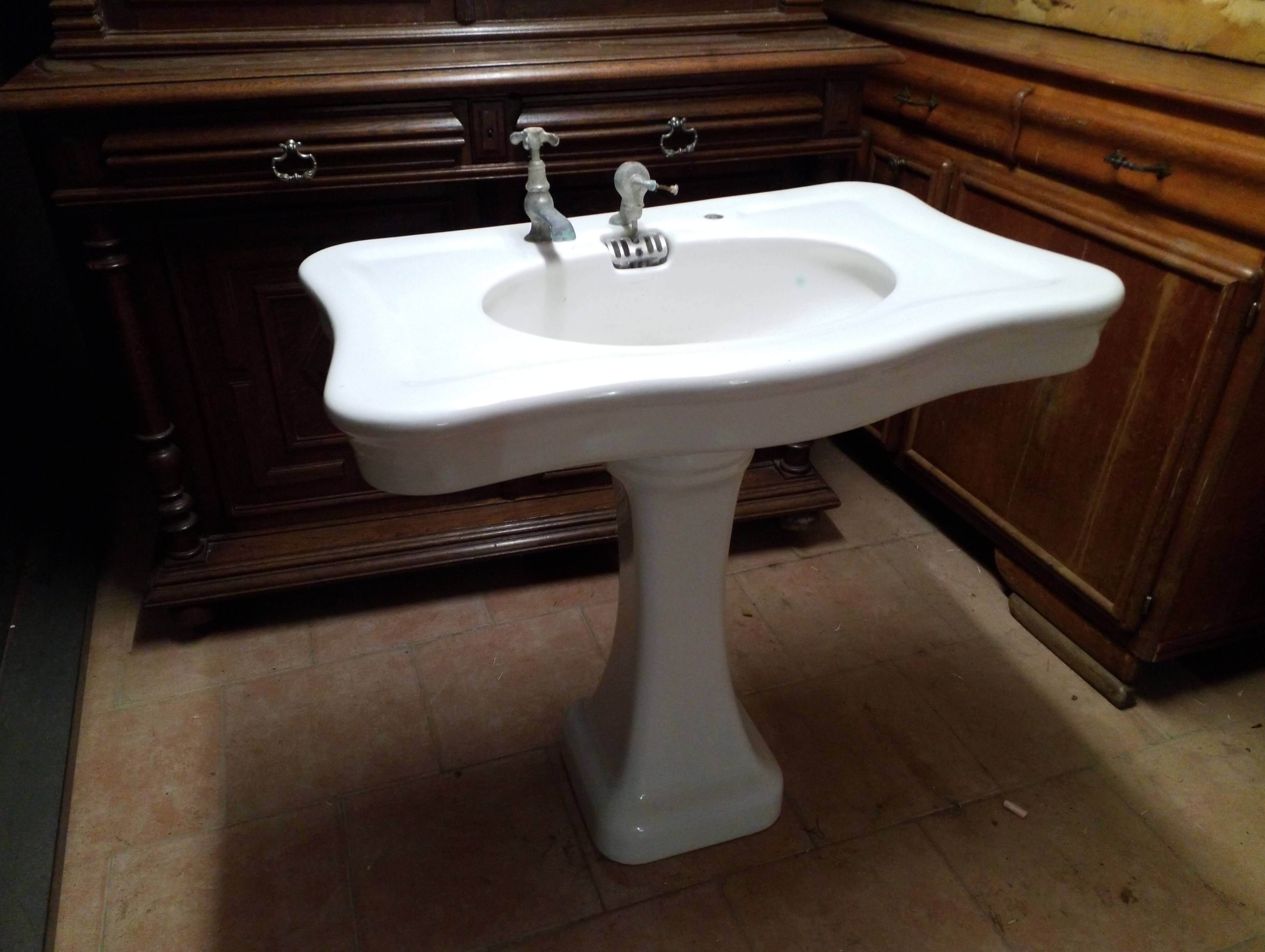 Washbasin