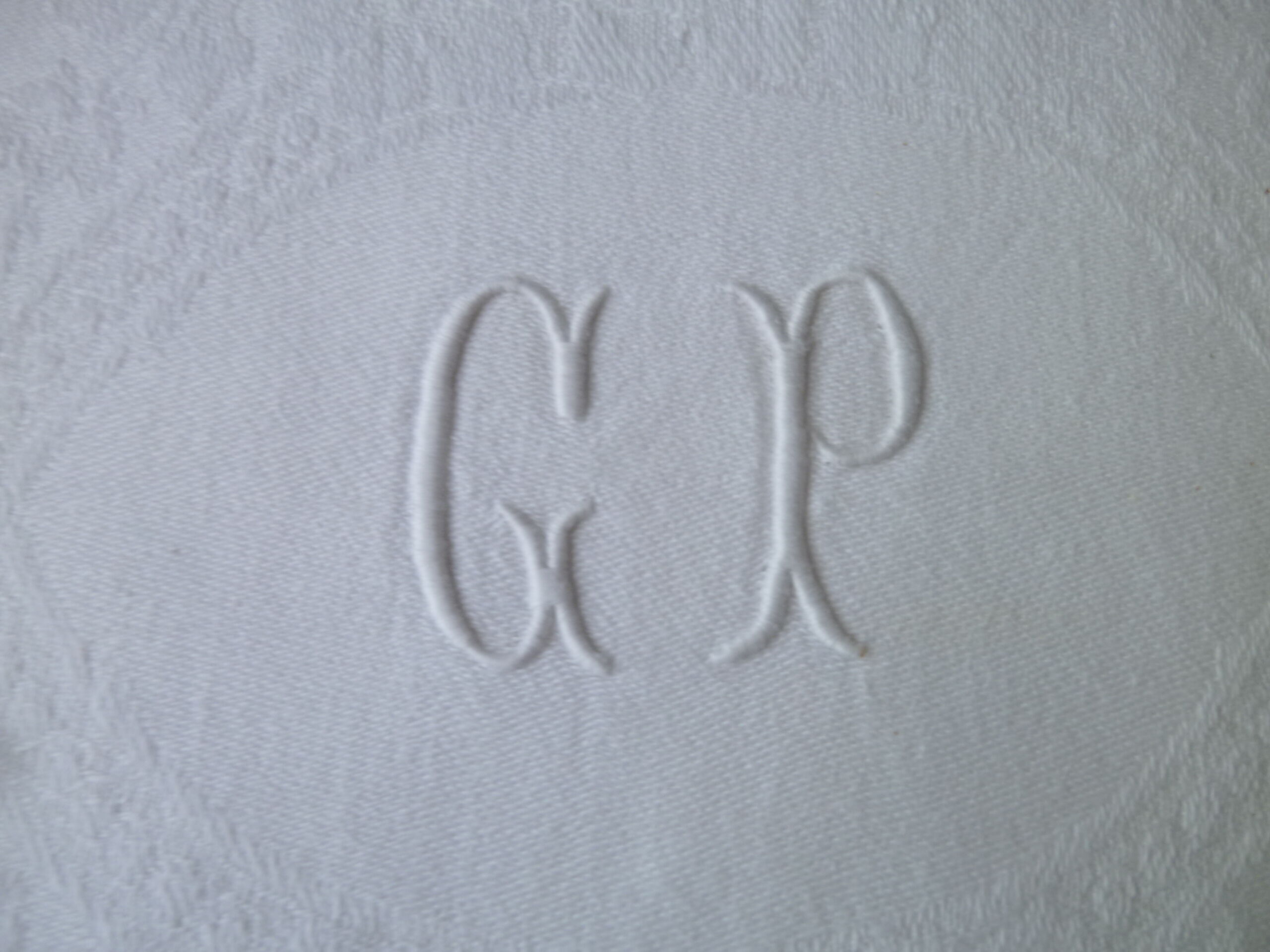 Set of 5 damask cotton napkins monograms GP