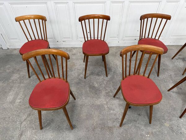 Huit chaises Baumann à assise colorée
