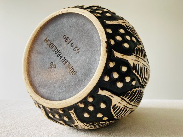 Ovoid vase Dümler & Breiden with plant motif in relief West-Germany years 60-70