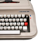 Machine à écrire underwood 319 beige révisée ruban neuf