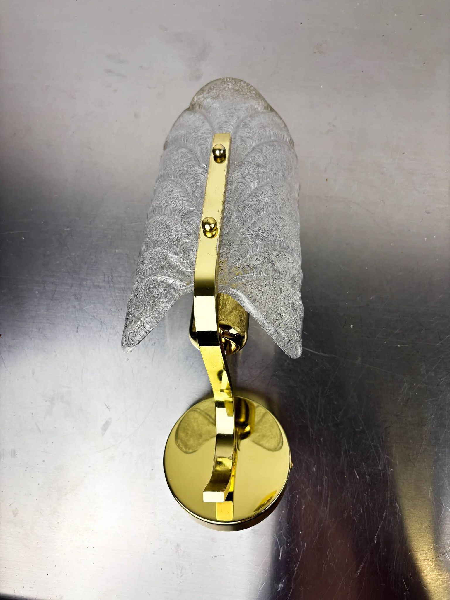 Mid-century frosted leaf sconce, textured Murano glass & gilt details, circa 1960s