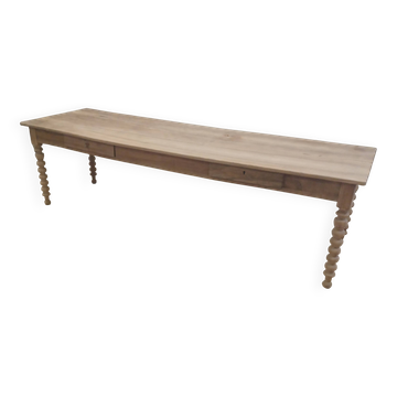 Grande table en noyer