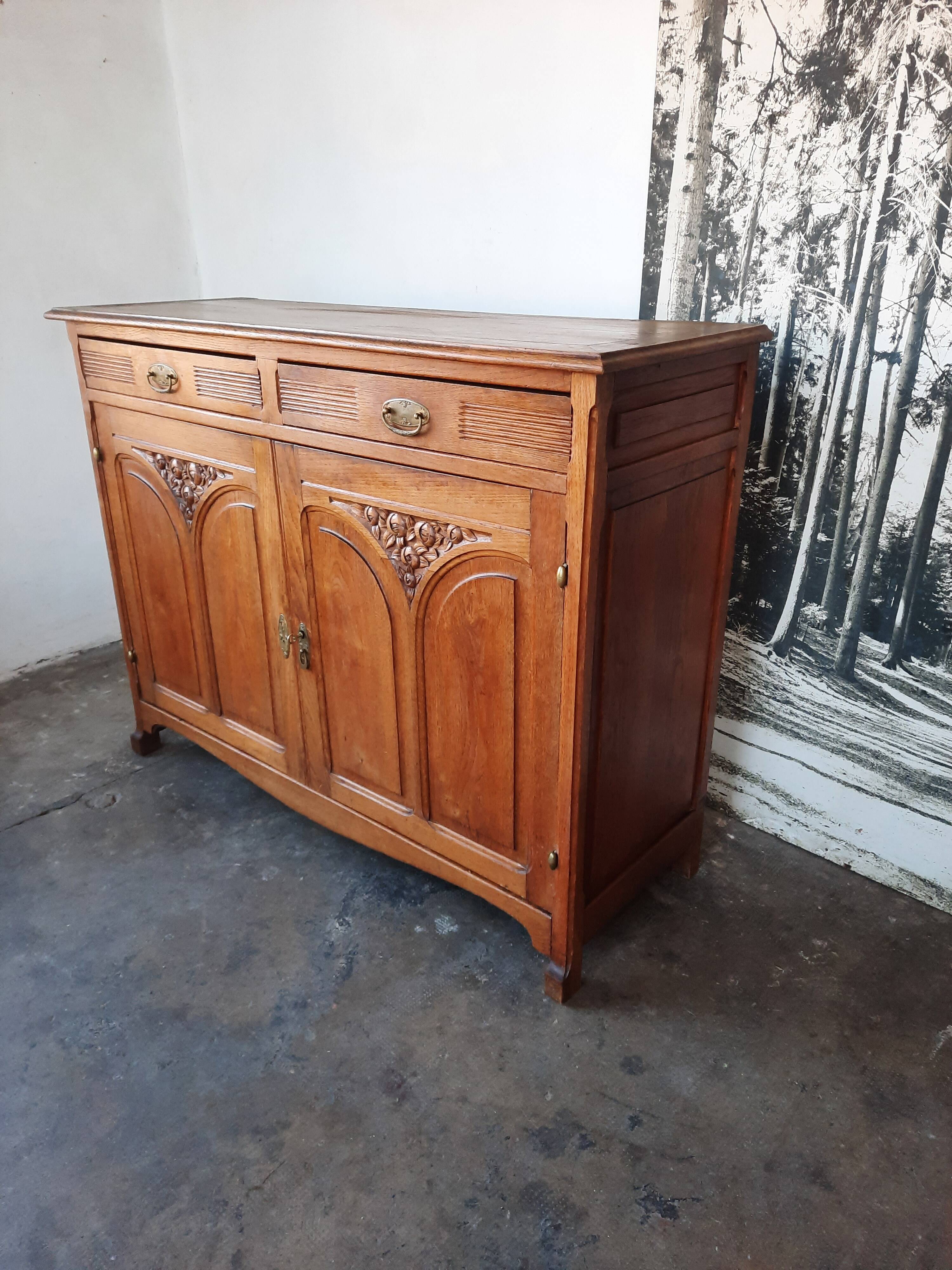 Parisian oak sideboard