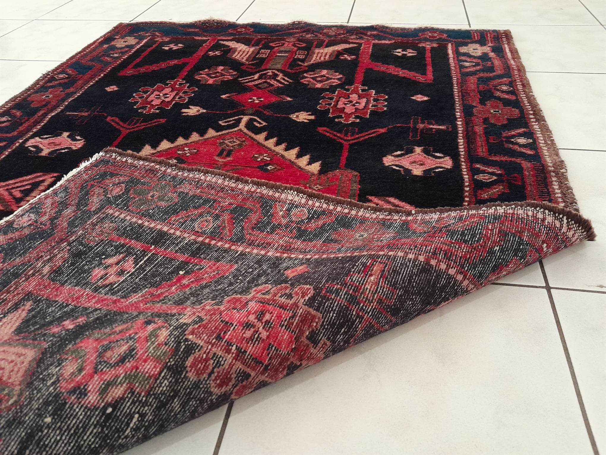 Handmade Persian Hamadan rug 169x109cm