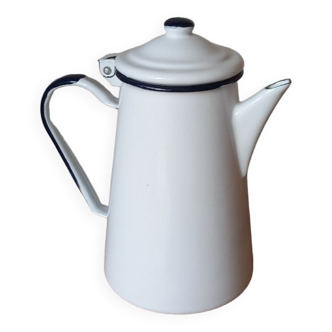Enameled coffee pot