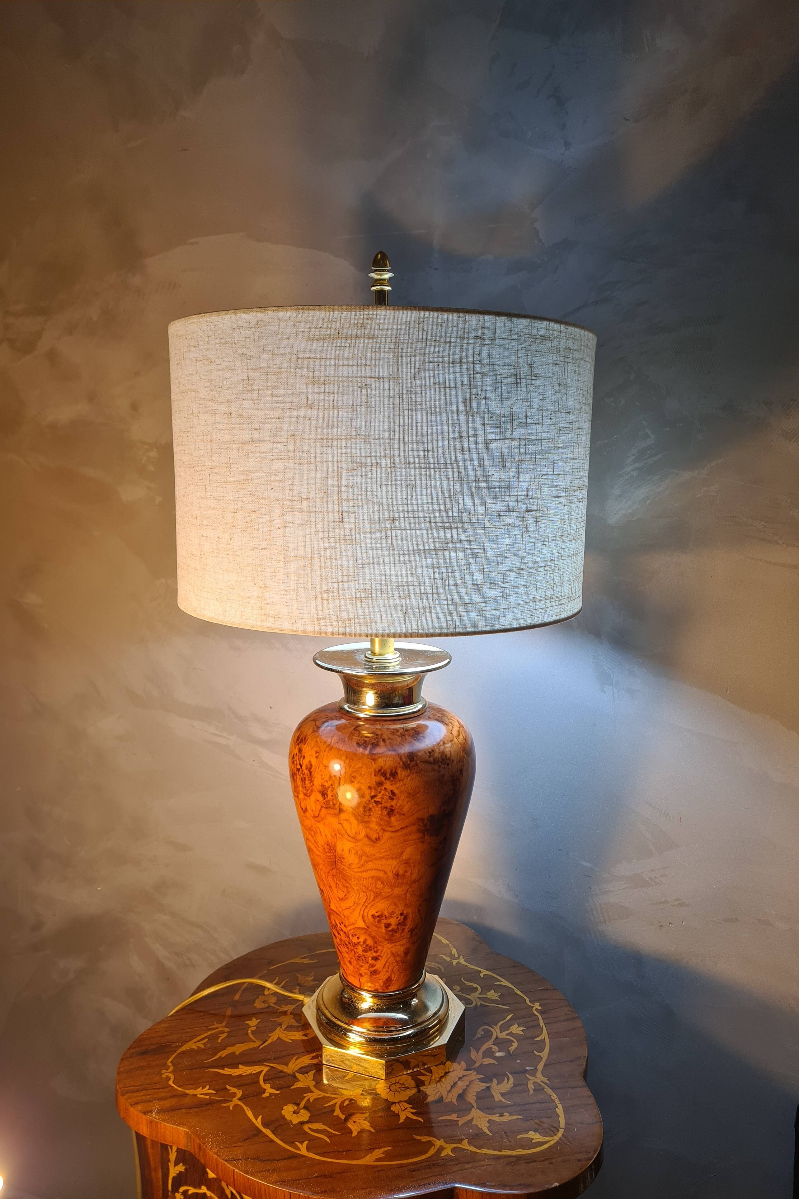 lampe ,,deluxe , lumina vintage 1975 a 80  style faux bois abat jour neuf l