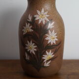 Sandstone vase with flowers 70's